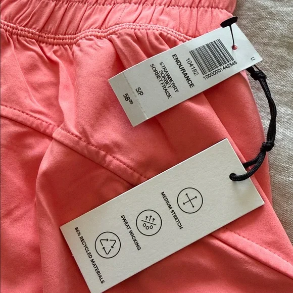 NWT TNAction Endurance Strawberry Sorbet Short 3” - Picture 4 of 10